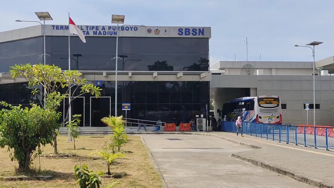 Pedagang Mengeluh, Terminal Tipe A Purboyo Sepakati Aturan Baru Naik-Turun Penumpang