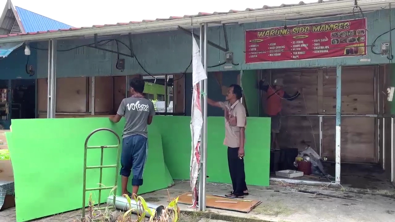 Sepi Pembeli Selama 2,5 Tahun, Pedagang Terminal Purbaya Mulai Bongkar Bedeng untuk Relokasi