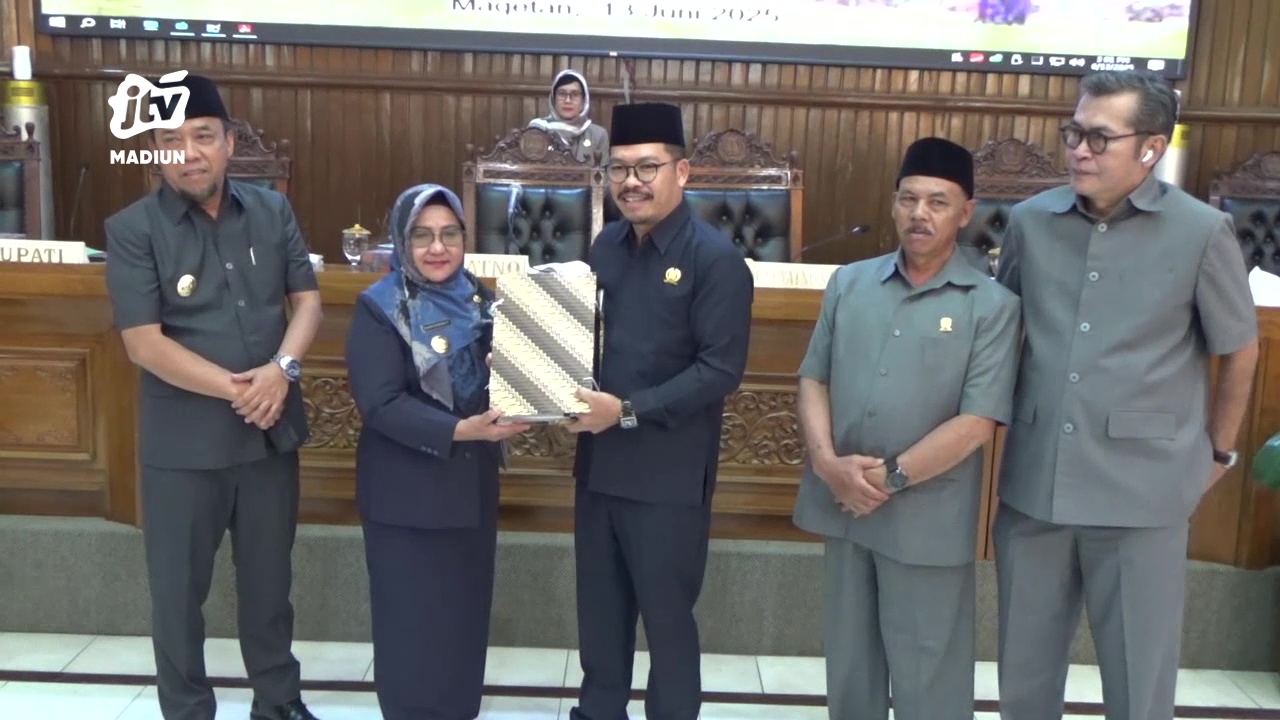 DPRD Gelar Paripurna, Bupati Magetan Sampaikan Penjelasan Raperda APBD dan Dua Raperda Daerah