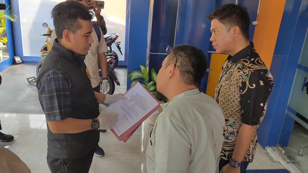 Polisi Geledah Perumda BPR Bank Daerah, Usut Dugaan Korupsi Rp8,7 Miliar