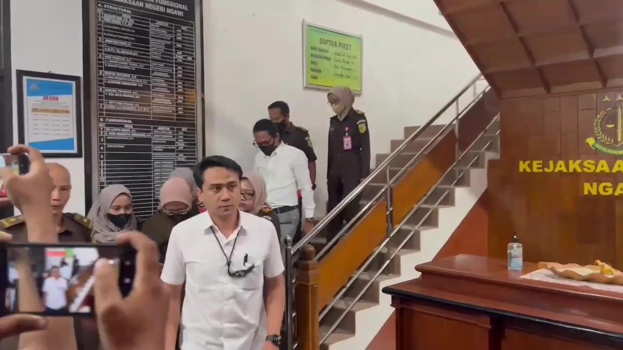 Kejar Tuntas Kasus Gratifikasi, Kejari Ngawi Kirim Pemberitahuan Penyitaan Aset ke MKN
