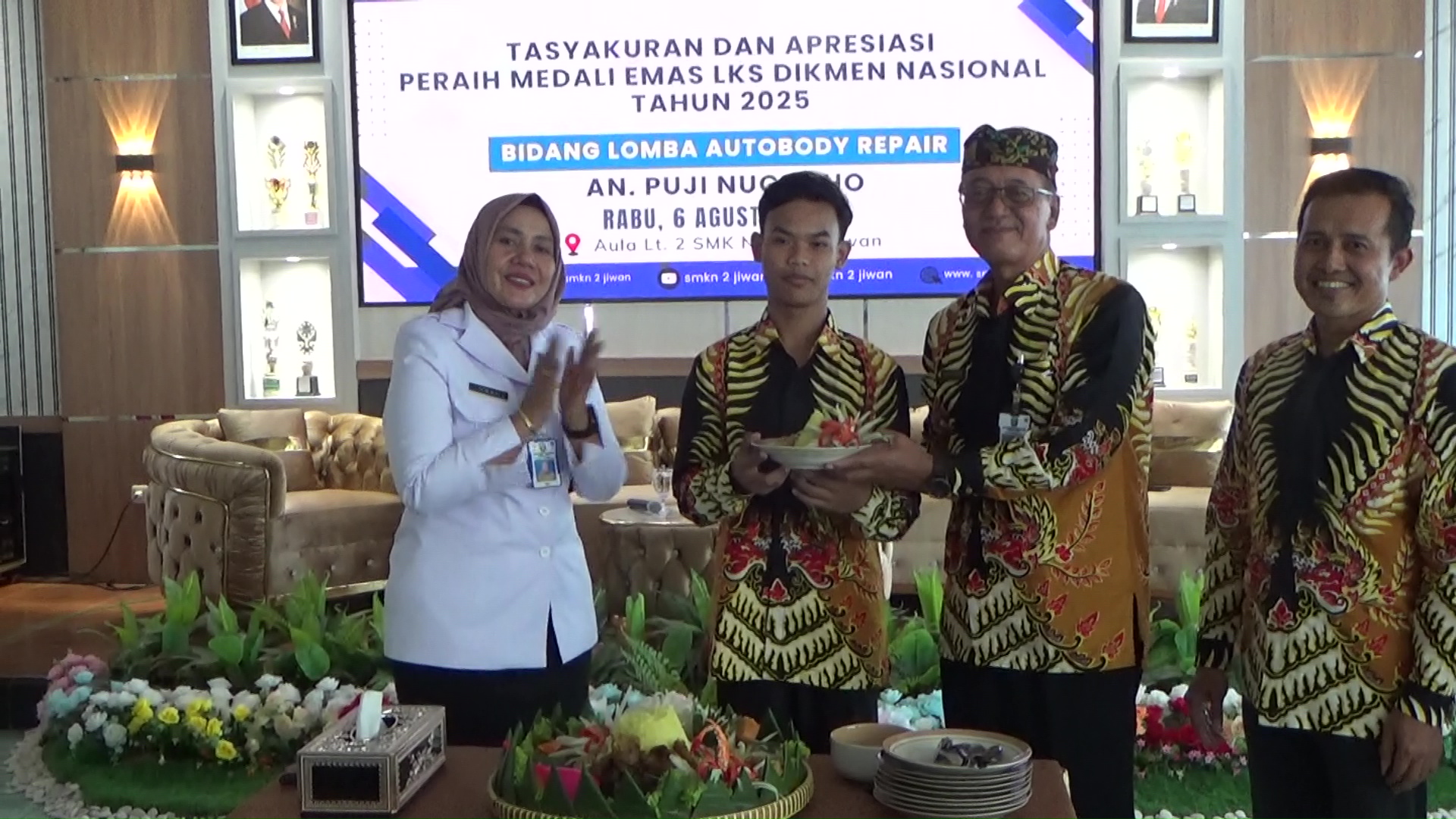 SMKN 2 Jiwan Gelar Tasyakuran, Apresiasi Peraih Medali Emas LKS Dikmen Nasional 2025