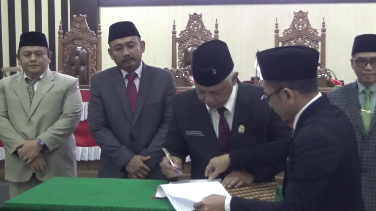 DPRD dan Pemkab Ngawi Setujui Perubahan RTRW dan Pengembangan Sistem Penyediaan Air Minum