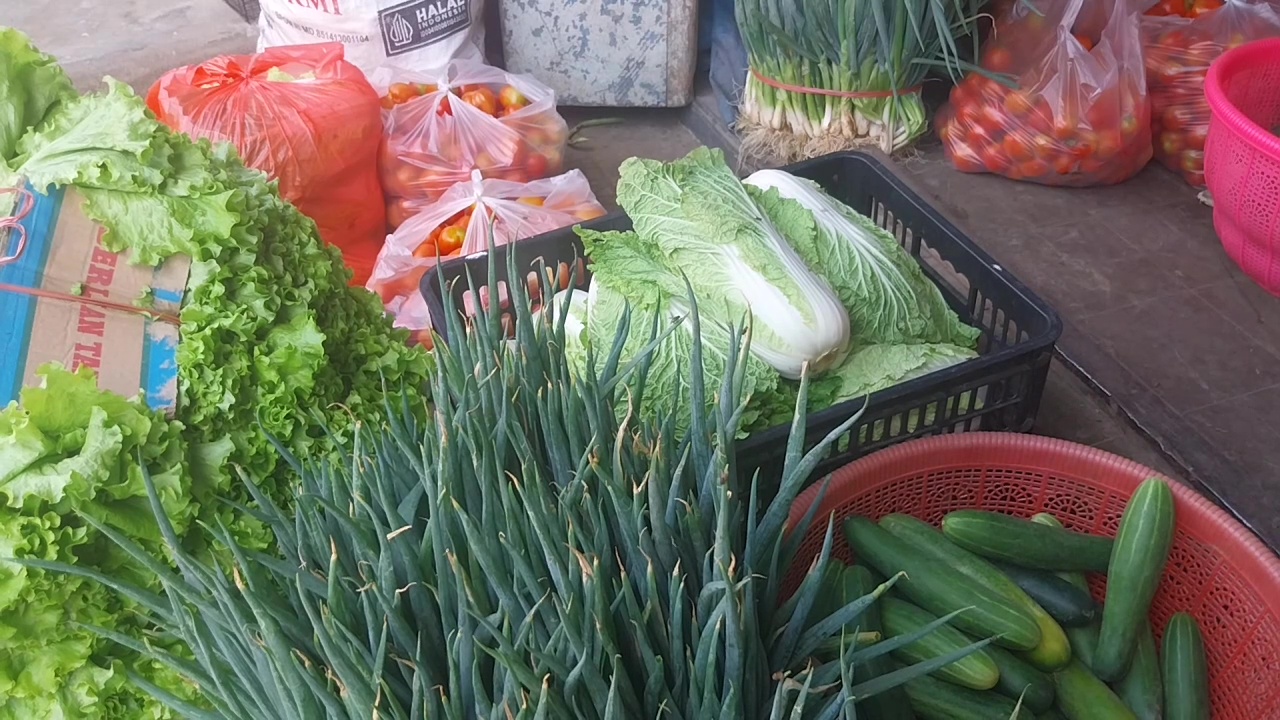 Harga Sayur Anjlok di Magetan, Tomat Cuma Rp2 Ribu per Kilo
