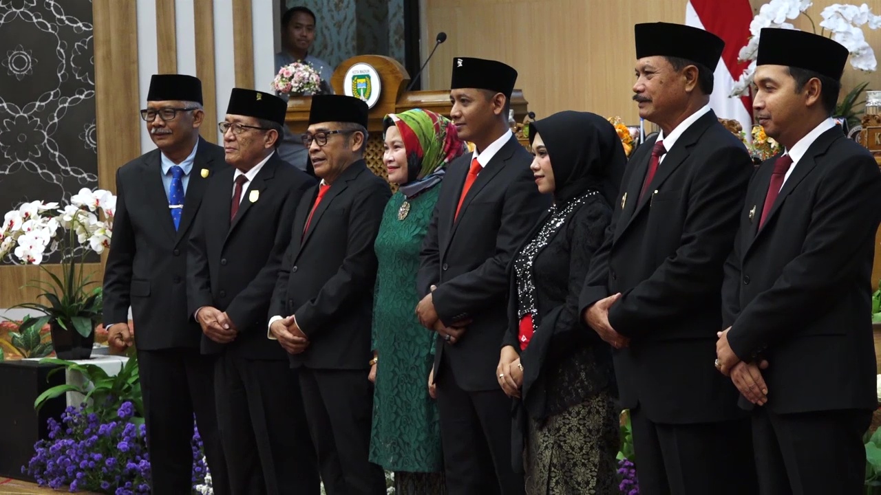 Usman Efendi Dilantik PAW, Lengkapi 30 Anggota DPRD Kota Madiun