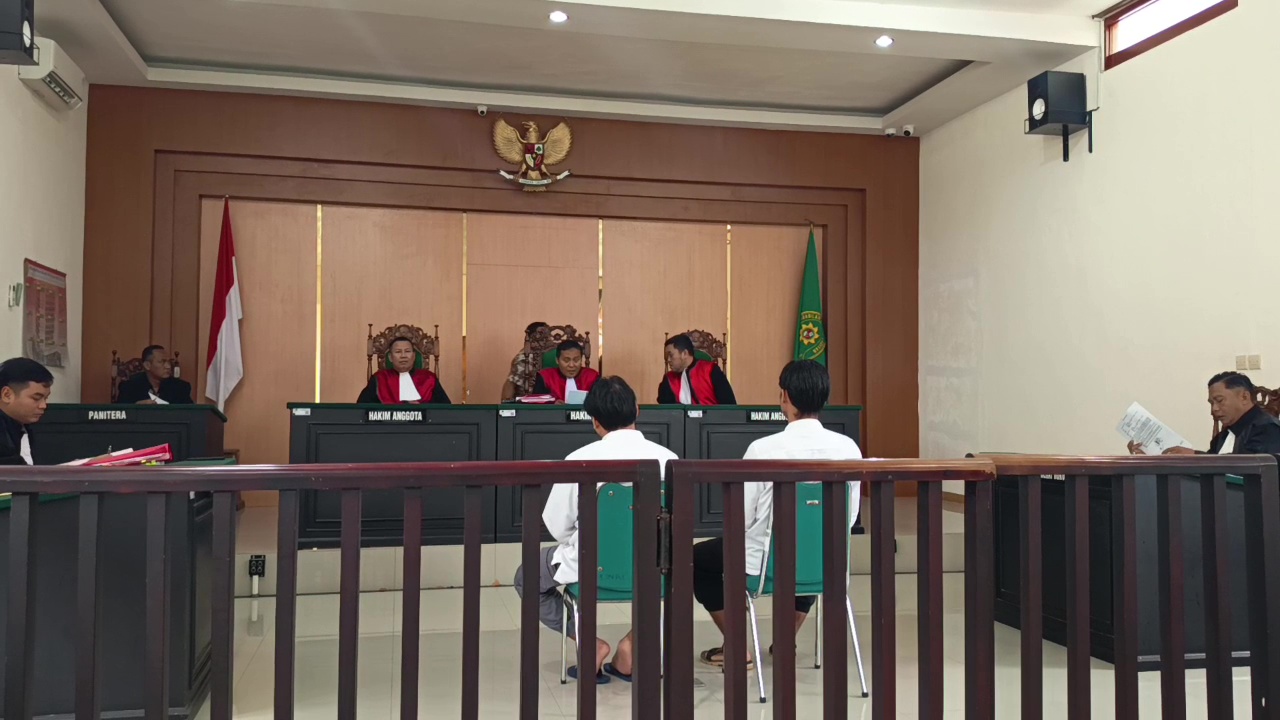 Pengadilan Negeri Pacitan Vonis Dua Pengancam Bom Polisi