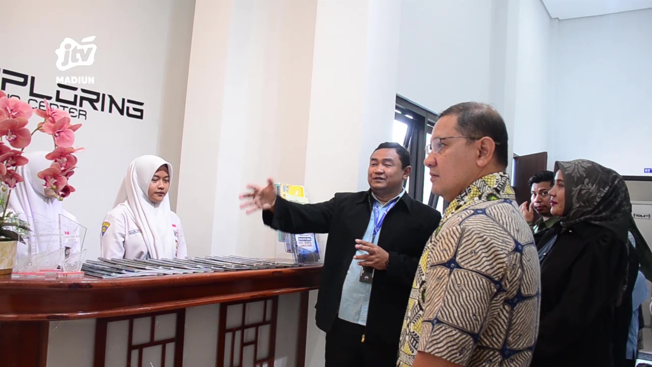 Kadindik Jatim Resmikan Gedung Megah, SMKN Kare Jadi Simbol Transformasi Pendidikan di Pelosok