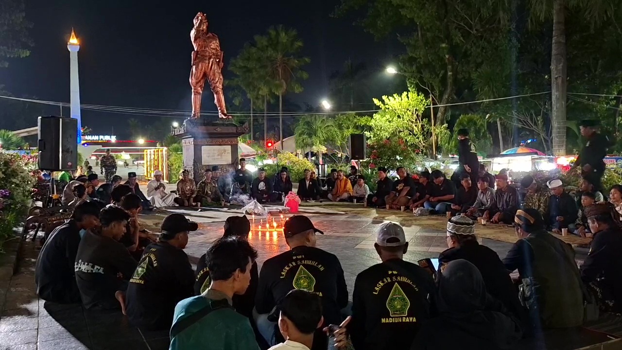 Rawat Nilai Perjuangan Para Pahlawan dengan Doa Lintas Agama