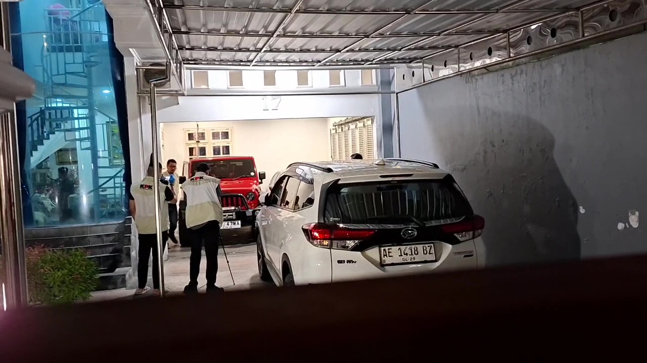 KPK Geledah Rumah Direktur RSUD dr Harjono, Buru Bukti Kasus Suap Ponorogo