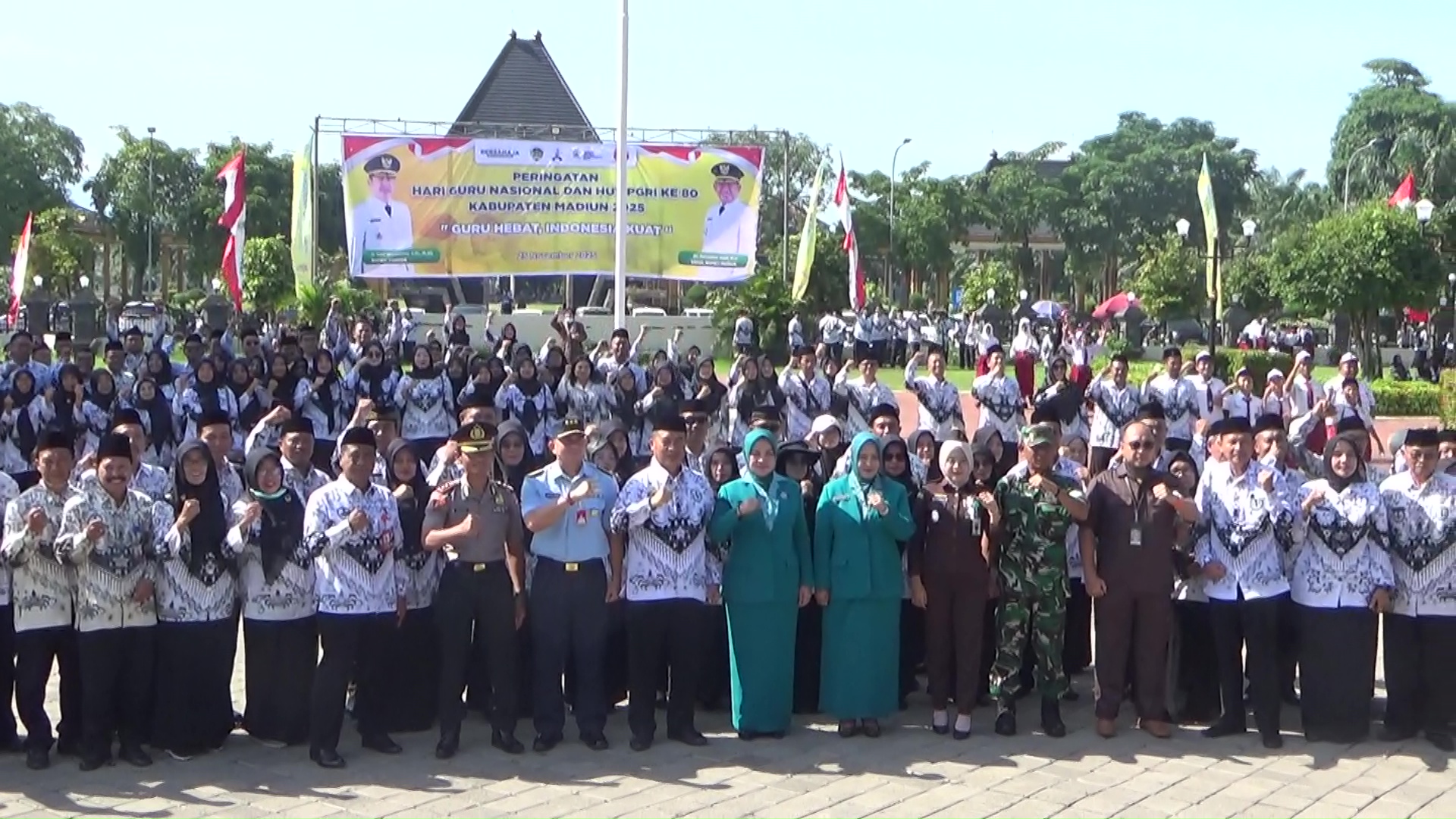 Guru Hebat, Indonesia Kuat: PGRI Kabupaten Madiun Teguhkan Komitmen Pendidikan Bermutu