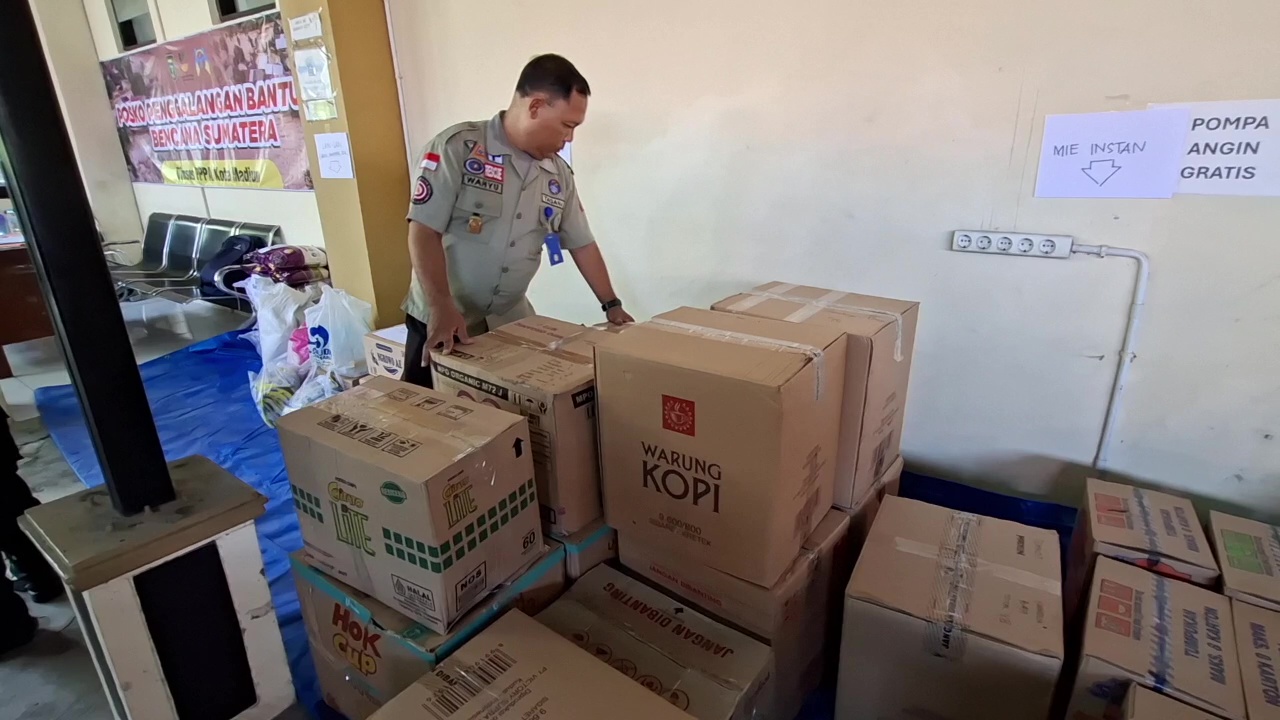 Seruan Kepedulian, Warga Mulai Menyalurkan Bantuan untuk Korban Bencana Sumatra