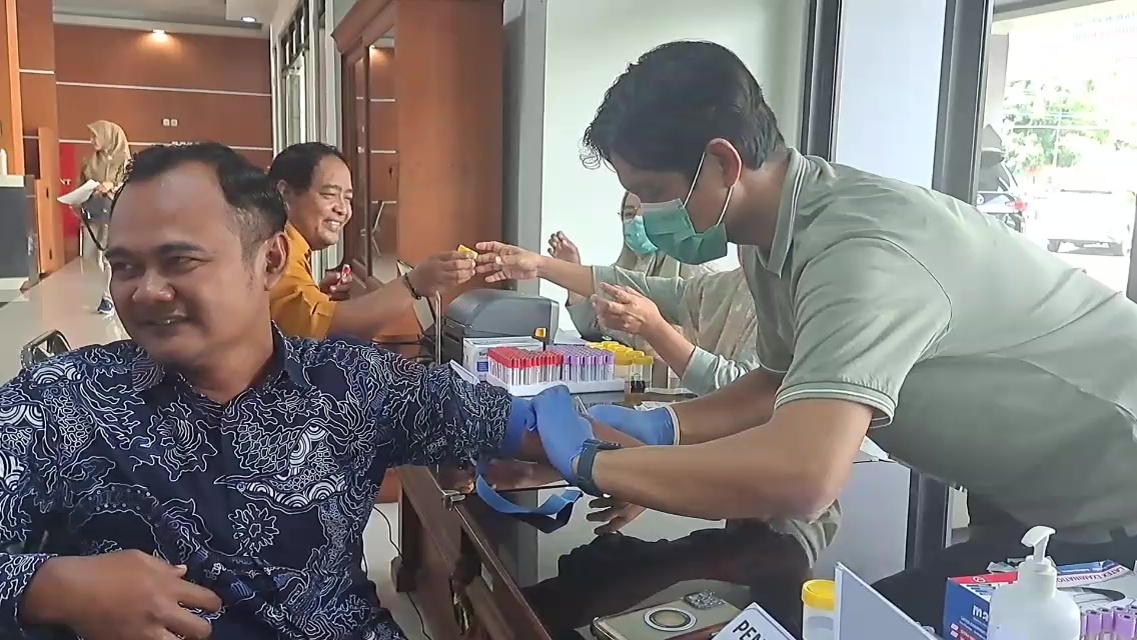 Anggota DPRD Ngawi Jalani Pemeriksaan Kesehatan