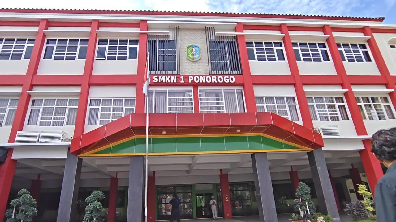 Unggahan Viral Soal Dugaan Pungli Di SMKN 1 Ponorogo, Pihak Sekolah Beri Penjelasan