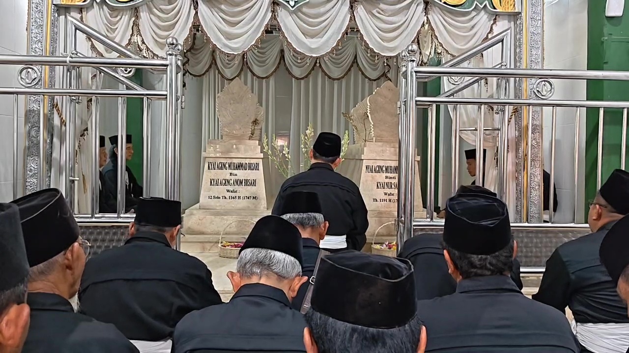 PSHT Ponorogo Gelar Ziarah Makam Tokoh, Wujud Tawadhu Pendekar