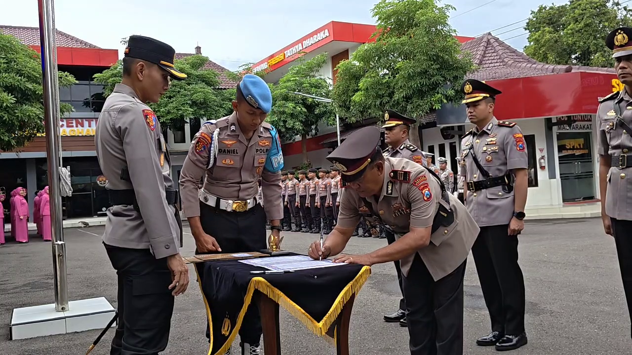 Polres Ponorogo Gelar Sertijab Wakapolres Dan Kapolsek