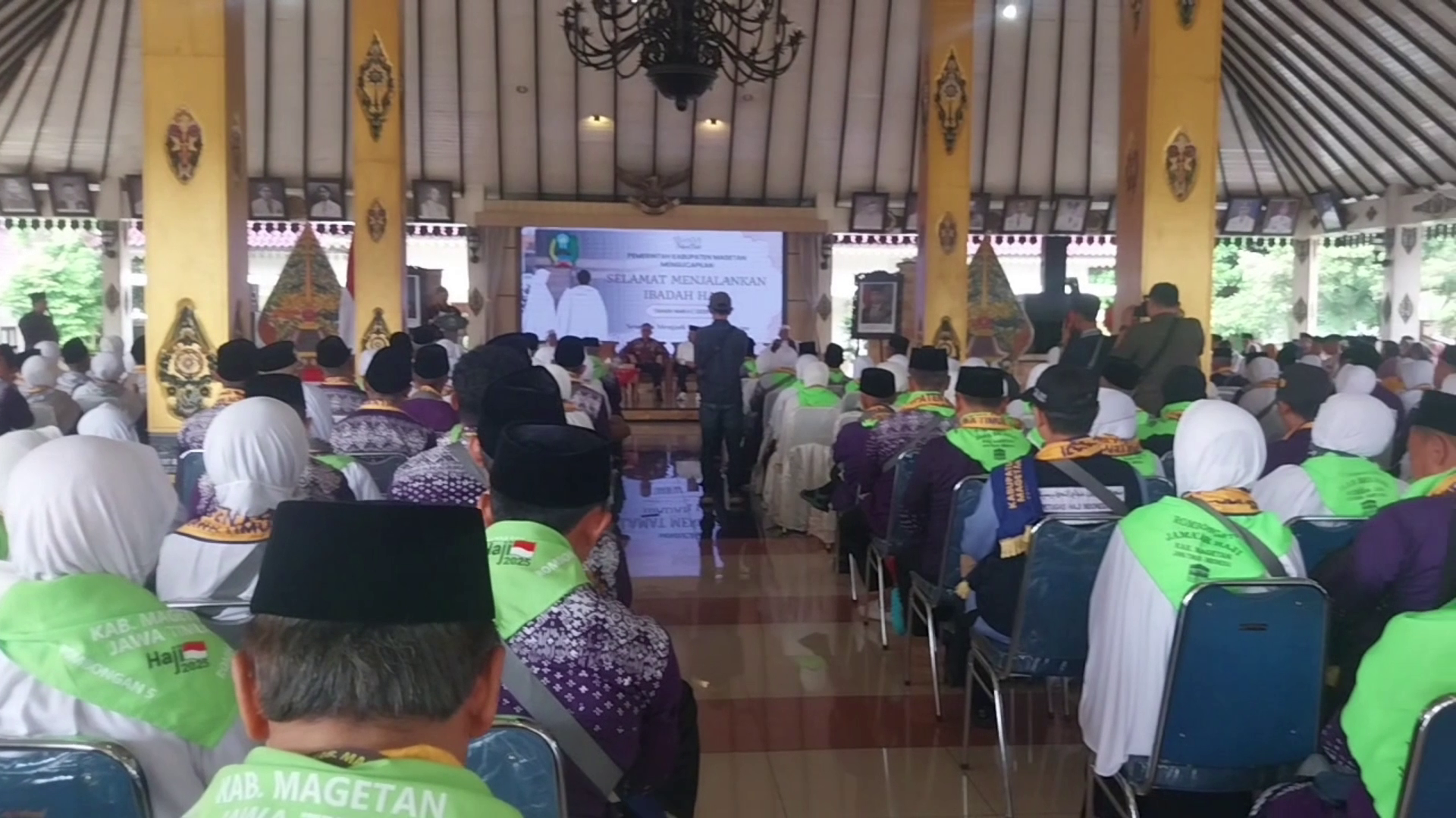 Konflik Timur Tengah Memanas, Ratusan Jemaah Haji Magetan Tetap Siap Berangkat